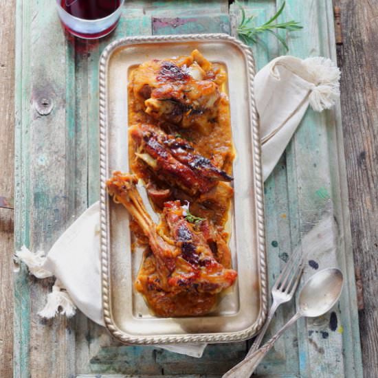 Lamb with honey and rosemary