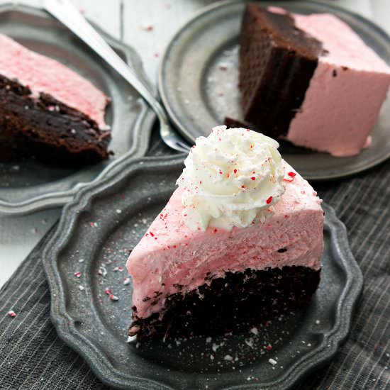 Peppermint Brownie Cheesecake