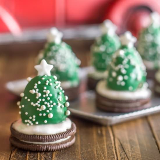 Chocolate Strawberry Christmas Tree