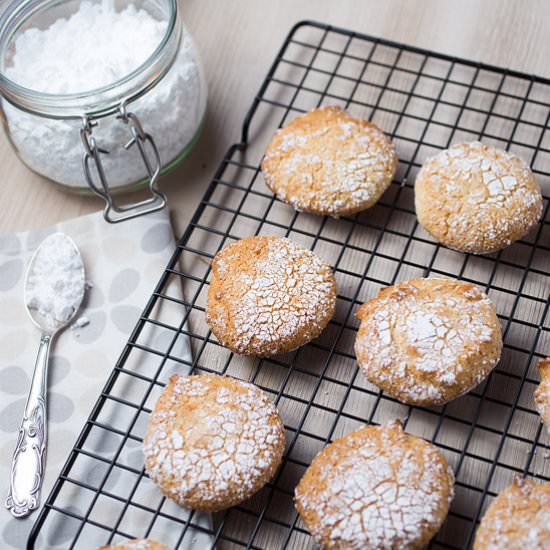 Almond Cookies