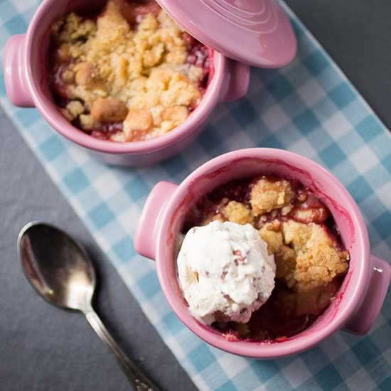 Apple Raspberry Crumble