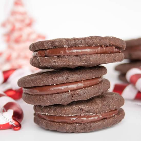 Minty Cocoa Fudge Sandwich Cookies