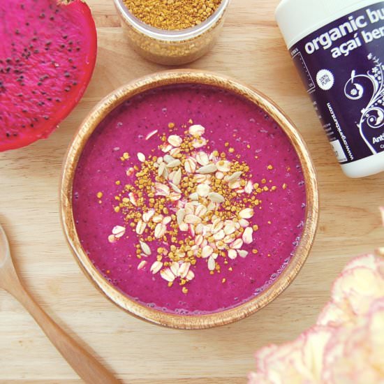Dragonfruit, Banana & Acai Smoothie
