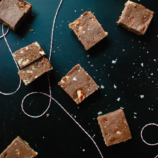 Easy Salted Oat Fudge