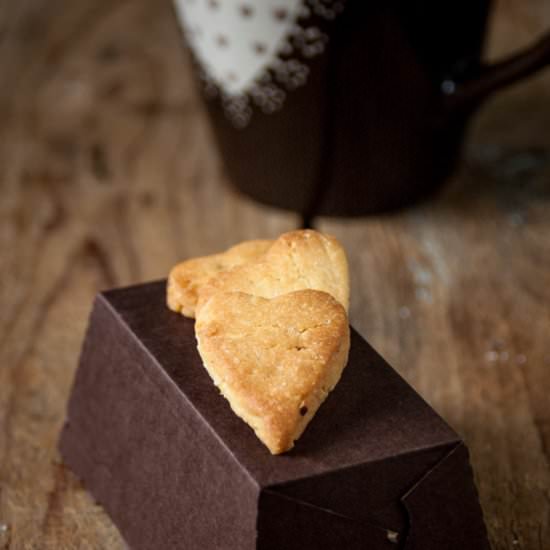almond biscuits with orange