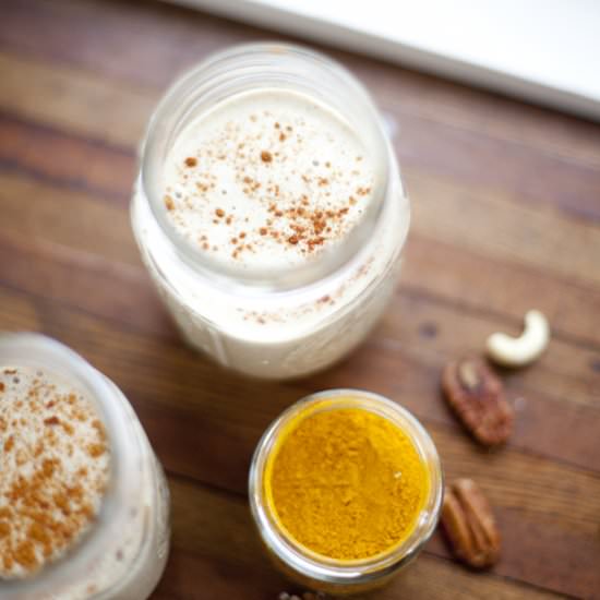 Vegan Eggnog Smoothie