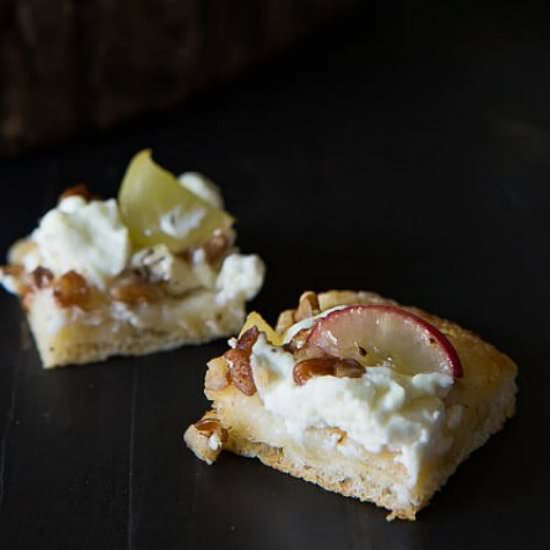 Grape Goat Cheese Flatbread