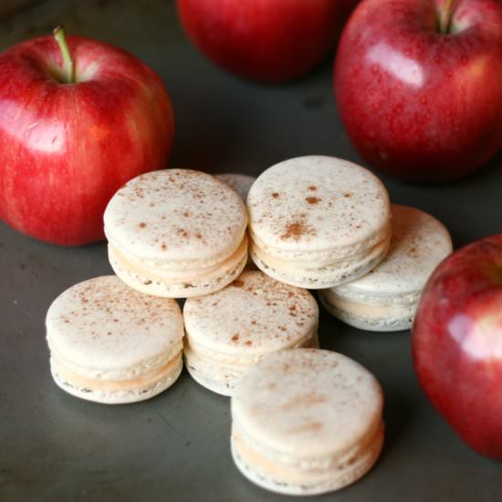 Apple Pie Macarons