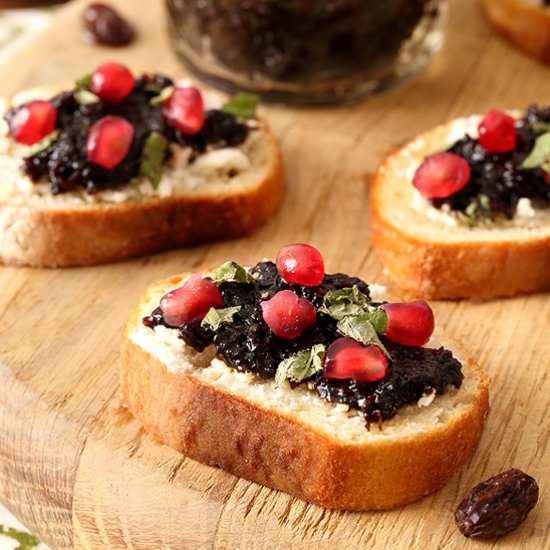 Raisin Jam and Goat Cheese Crostini