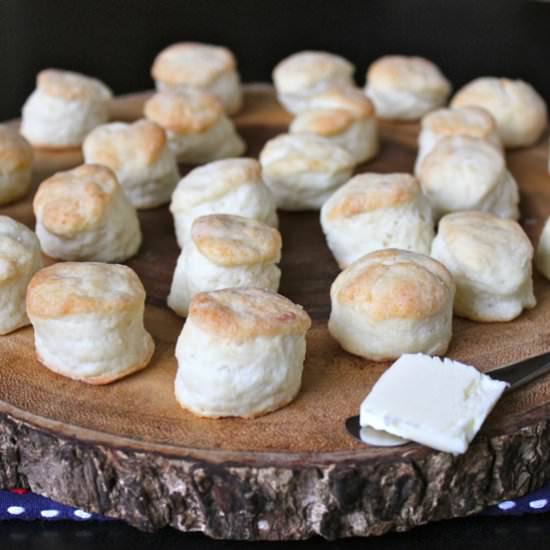 Fluffy Buttermilk Biscuits