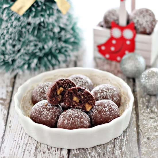 Chocolate Snowball Cookies
