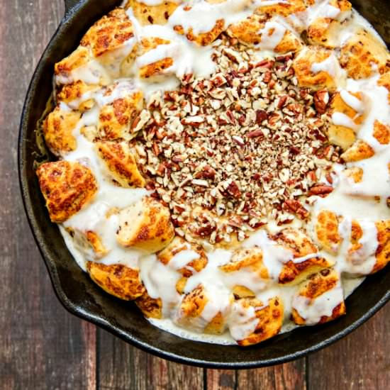 Skillet Cinnamon Rolls