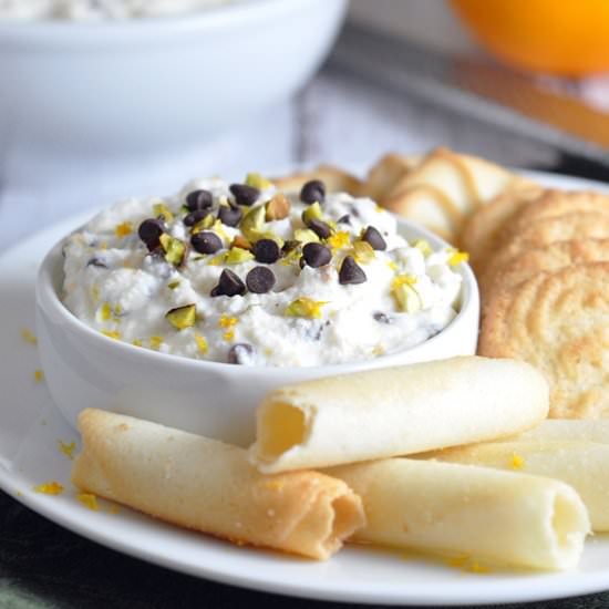 Cannoli Dip