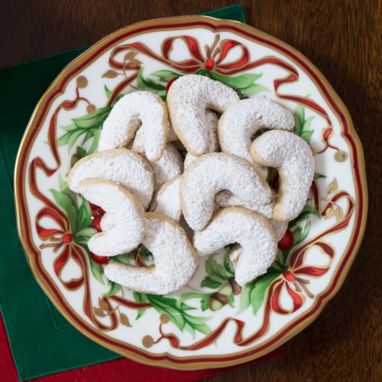 Austrian Walnut Crescents
