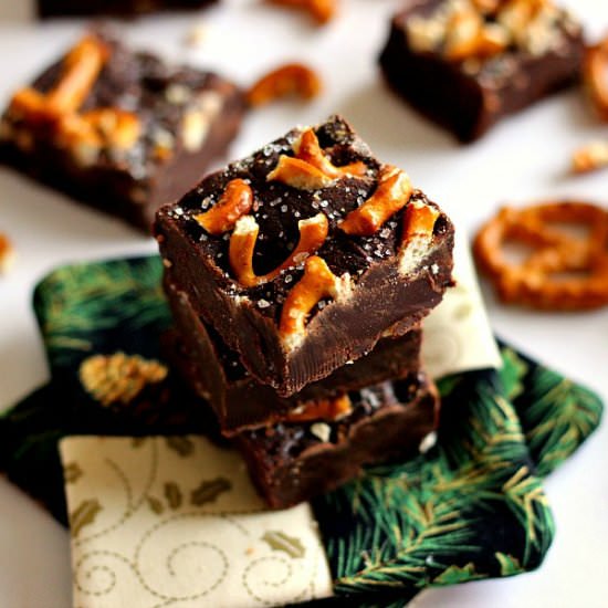 Salted Dark Chocolate Pretzel Fudge