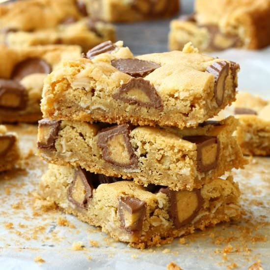 Peanut Butter Cup Blondies