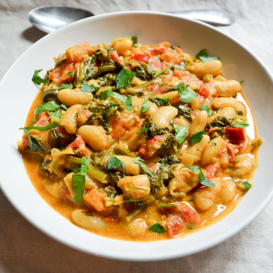 Spinach, Bean and Yogurt Curry