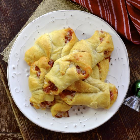 Pepperoni & Roasted Pepper Roll-Ups