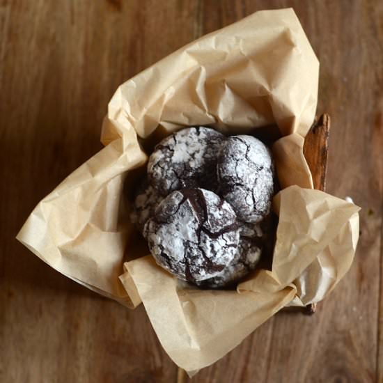 Chocolate Crinkle Cookies