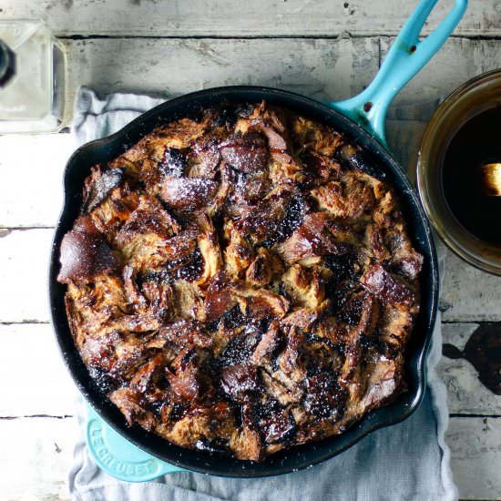 Whiskey Caramel Date Bread Pudding