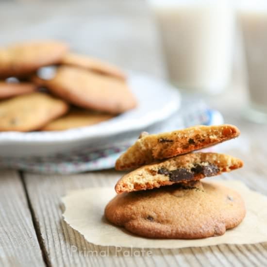 Paleo Chocolate Chip Cookies