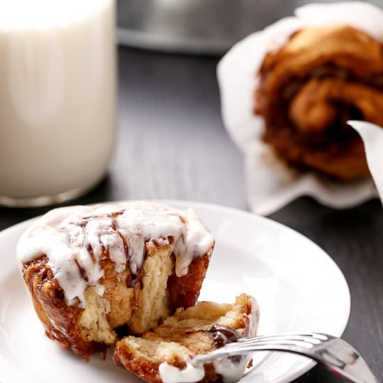 No Yeast Choc Chip Cinnamon Rolls