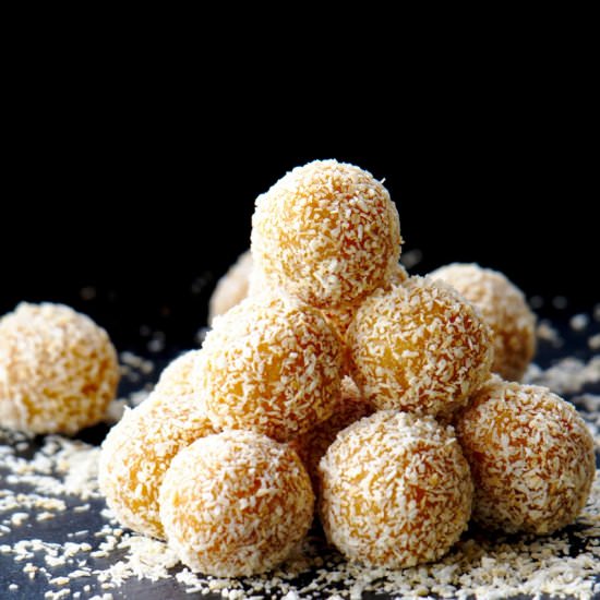 Marzipan carrot balls