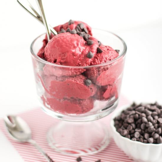 Healthy Red Velvet Ice Cream