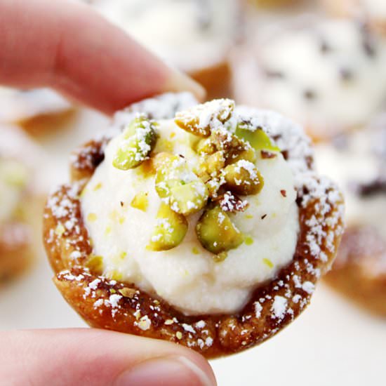 Mini Cannoli Cups