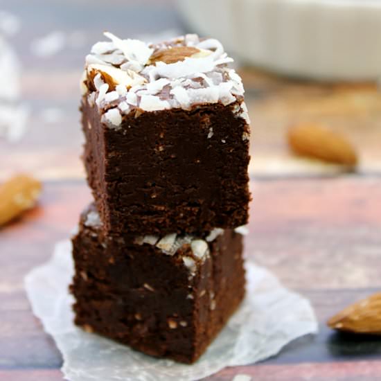 Coconut and Almond Fudge