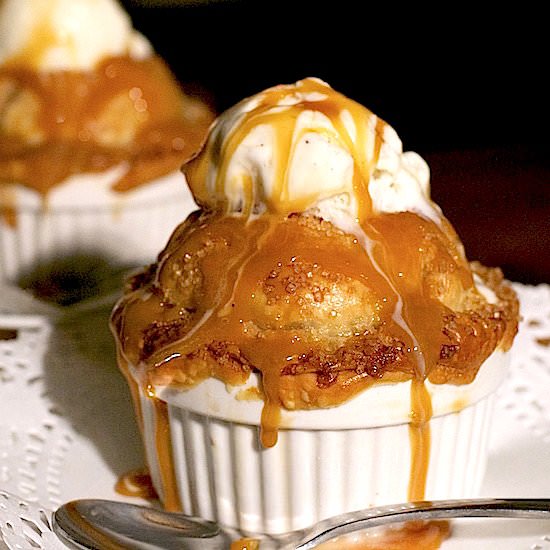 Caramel Pecan Apple Pie Cups