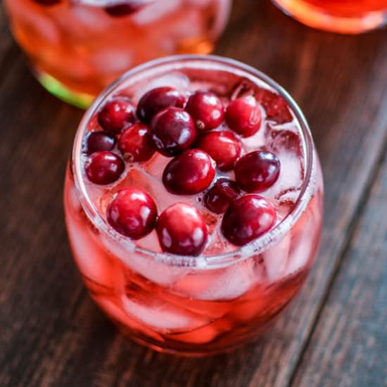 Cinnamon Cranberry Bourbon Spritzer