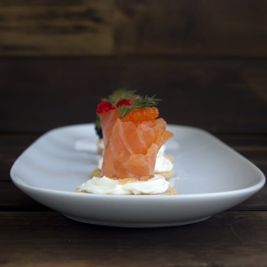 Salmon Marinated in Classic Style