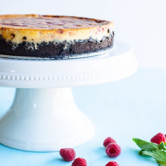 White Chocolate Raspberry Cheesecake