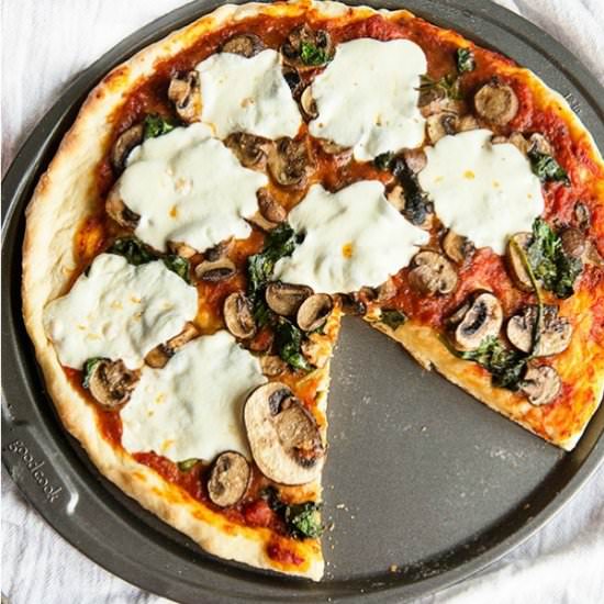 Sauteed Spinach and Mushroom Pizza