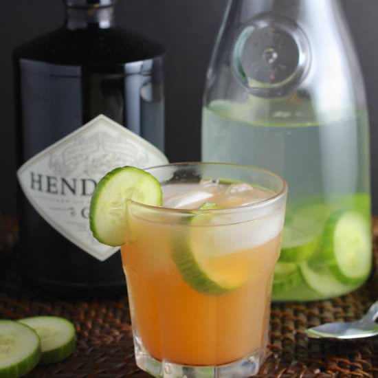 Grapefruit & Cucumber Gin Spritzer