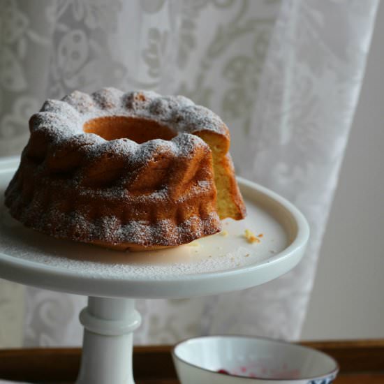 Prosecco Olive Oil Cake