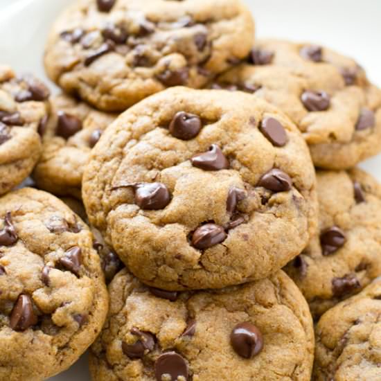 Coconut Oil Chocolate Chip Cookies