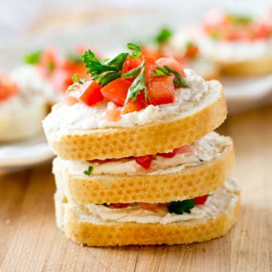 ITALIAN TOMATO SANDWICHES