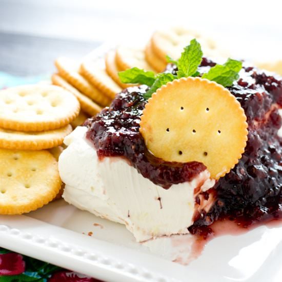RASPBERRY CREAM CHEESE DIP