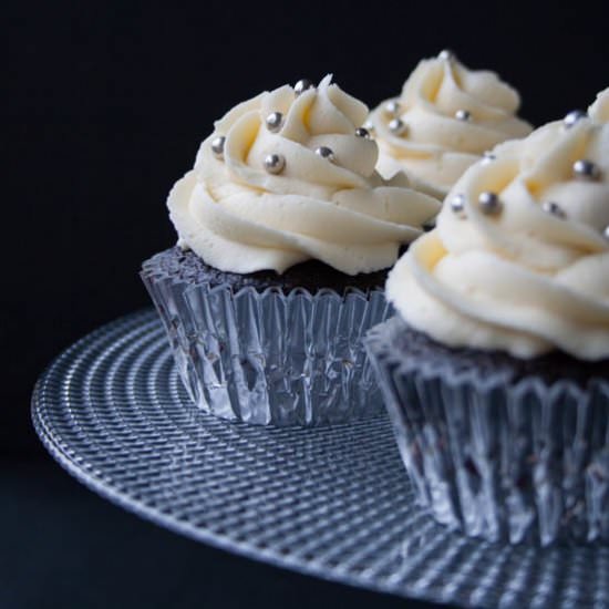 Black & White Cupcakes