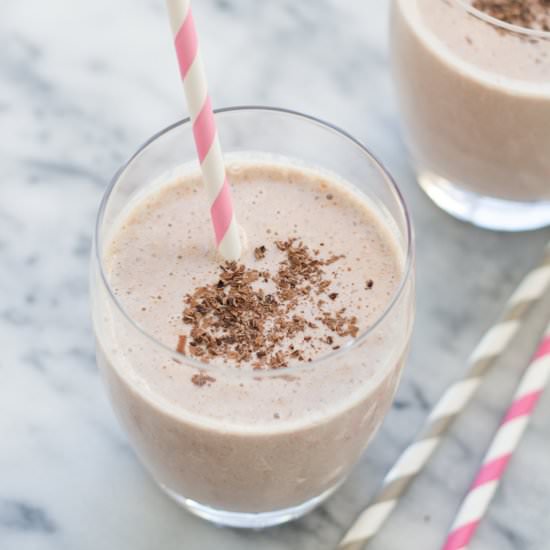 Cocoa-Almond Protein Smoothie