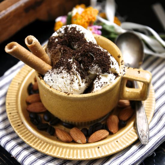 ice cream w/ coffee grounds
