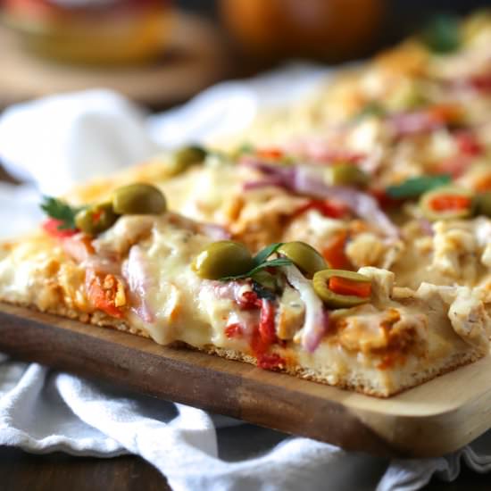 Tunisian Chicken Pizza w/ Olives