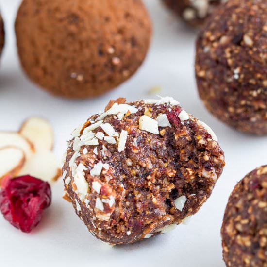 Almond Energy Balls