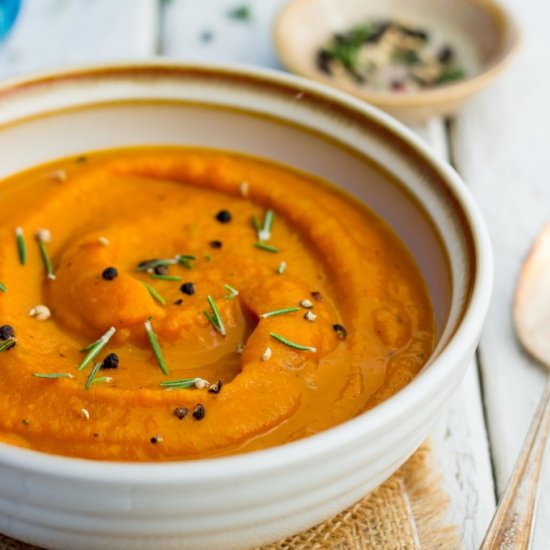Roasted Root Vegetable Soup