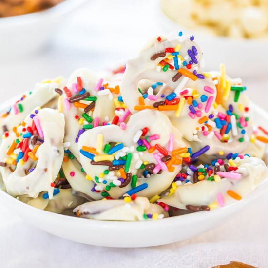 Homemade White Chocolate Pretzels