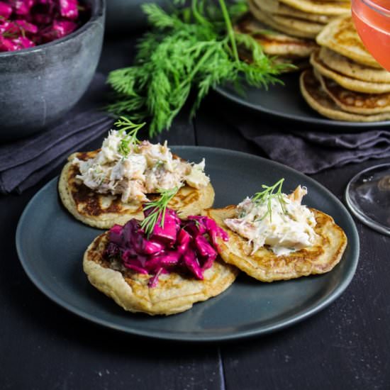 Rye Blini with Smoked Salmon Dip