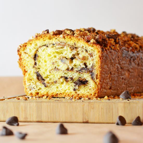 yeast cake with chocolate