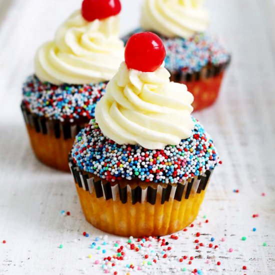 Banana Split Cupcakes